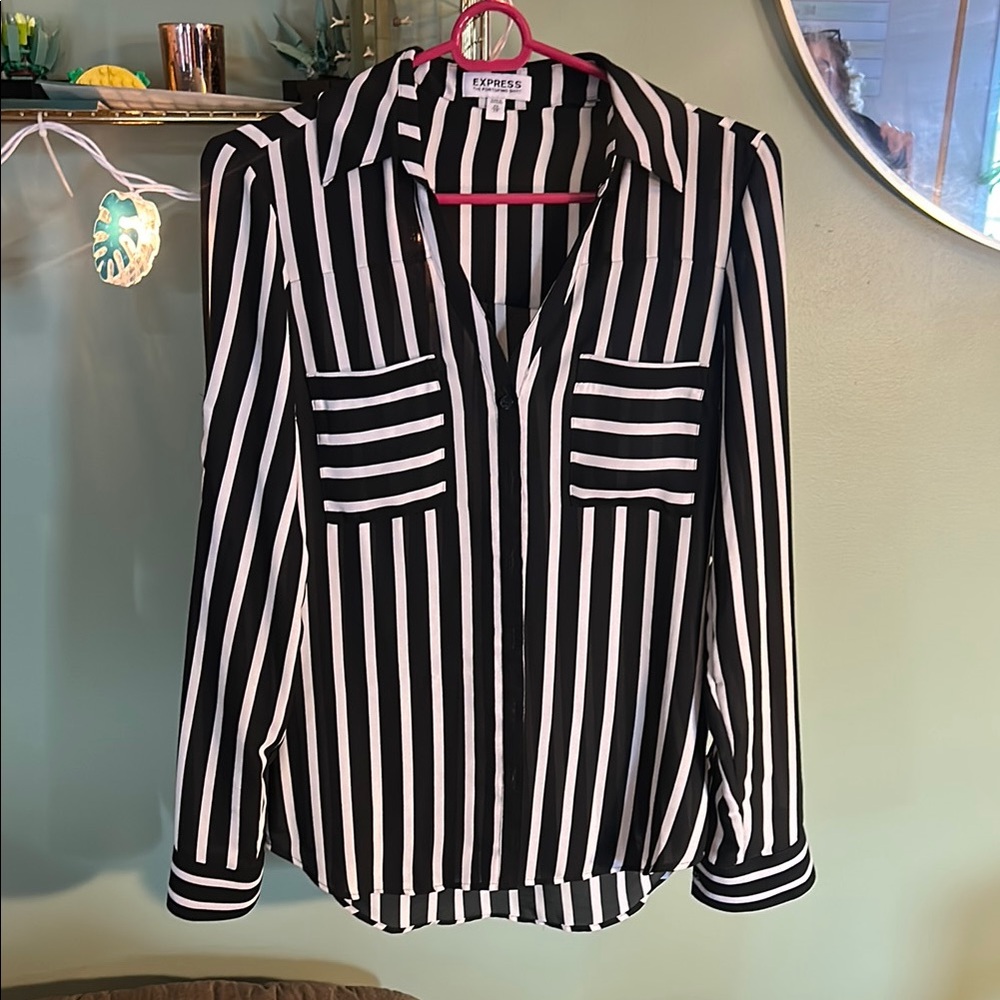 Express Black and White Long Sleeve Button Down Shirt